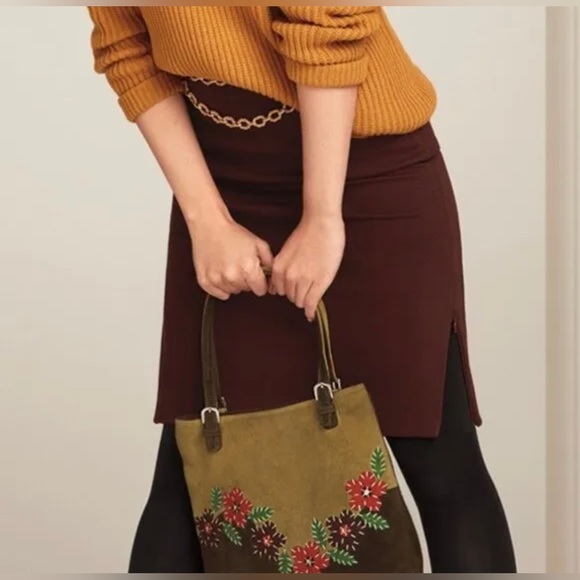 Cabi Boss Skirt - Picture 1 of 11